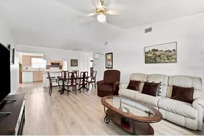1837 Prairie Dunes Circle S, Lakeland, FL 33810 - Photo 6
