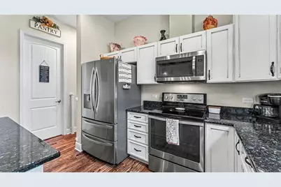 36431 Florrie Mae Lane, Dade City, FL 33523 - Photo 18