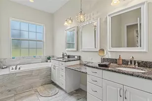 36431 Florrie Mae Ln, Dade City, FL 33523 - Photo 24