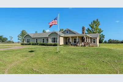 36431 Florrie Mae Lane, Dade City, FL 33523 - Photo 1