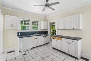 2406 Fairmount Ave, Lakeland, FL 33803 - Photo 10