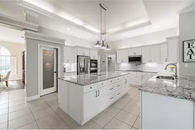 1221 Vista Hills Drive, Lakeland, FL 33813 - Photo 4