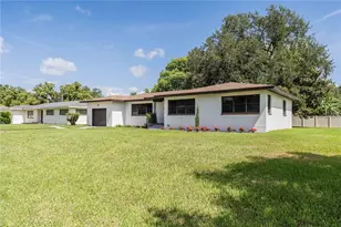 521 Bonnie Dr, Lakeland, FL 33803 - Photo 2