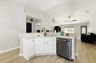 6843 Ashbury Dr, Lakeland, FL 33809 - Photo 22