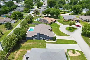 280 Santa Rosa Dr, Winter Haven, FL 33884 - Photo 32