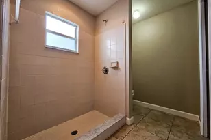 5260 English Dr, Lakeland, FL 33812 - Photo 16