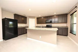 1563 Swan Lake Cir, Dundee, FL 33838 - Photo 6