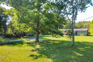 326 Creekwood Run, Lakeland, FL 33809 - Photo 2
