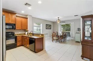 1742 Altavista Circle Circle, Lakeland, FL 33810 - Photo 8