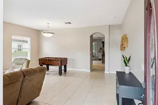 1742 Altavista Circle Circle, Lakeland, FL 33810 - Photo 6