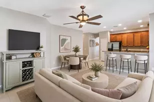 1742 Altavista Circle Circle, Lakeland, FL 33810 - Photo 10