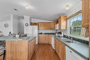 525 Perch Pl, Lakeland, FL 33801 - Photo 8
