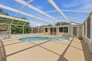 122 W Collins St, Lakeland, FL 33805 - Photo 2