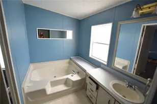 5192 75th St N, Saint Petersburg, FL 33709 - Photo 16