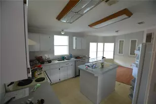 5192 75th St N, Saint Petersburg, FL 33709 - Photo 10