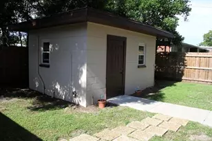 695 22nd St NW, Winter Haven, FL 33880 - Photo 16
