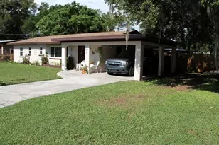 695 22nd St NW, Winter Haven, FL 33880 - Photo 2
