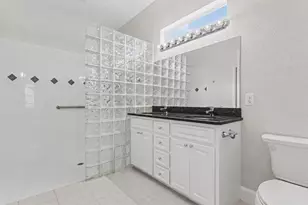 1230 Motorcoach Dr, Polk City, FL 33868 - Photo 12