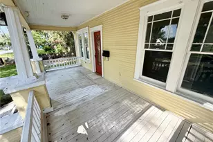 521 Young Pl, Lakeland, FL 33803 - Photo 6