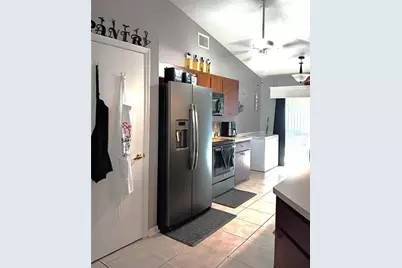 817 Reflections Loop E, Winter Haven, FL 33884 - Photo 4