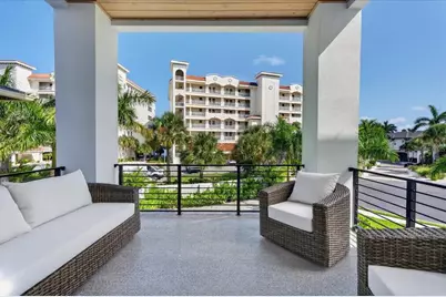 116 Wimbledon Court, Redington Shores, FL 33708 - Photo 12