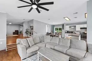 3642 Pioneer Trails Dr, Lakeland, FL 33810 - Photo 4
