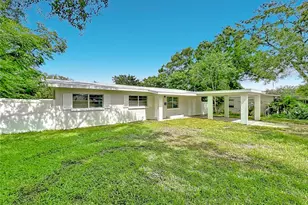 304 Sunnyhill Ln, Lakeland, FL 33803 - Photo 1