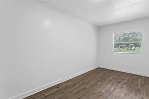 5039 Layton Ln, Lakeland, FL 33811 - Photo 8