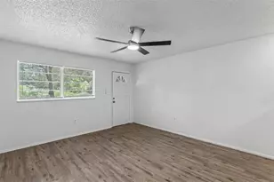 5039 Layton Ln, Lakeland, FL 33811 - Photo 4