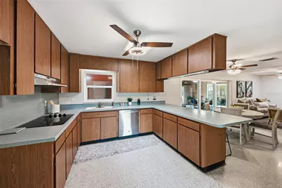 1515 Leighton Avenue, Lakeland, FL 33803 - Photo 12