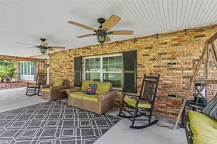 2406 Lake Ella Rd, Fruitland Park, FL 34731 - Photo 6