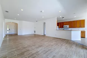 240 James Cir, Lake Alfred, FL 33850 - Photo 8