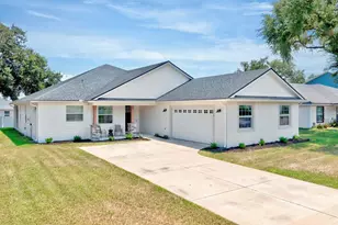 1415 Magnolia Ln, Auburndale, FL 33823 - Photo 2