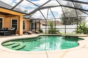 6331 Alamanda Hills Dr, Lakeland, FL 33813 - Photo 8