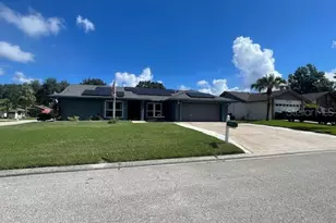 704 Butternut Pl, Lakeland, FL 33813 - Photo 2