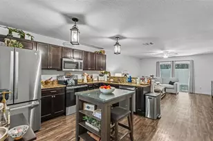 6270 Manitoba Dr, Lakeland, FL 33805 - Photo 6