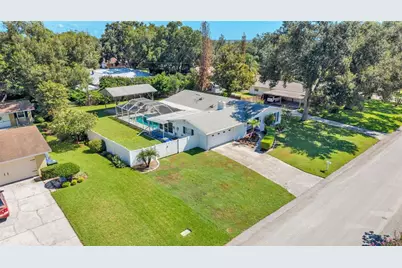 1722 Dooley Lane, Lakeland, FL 33813 - Photo 2