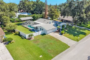 1722 Dooley Ln, Lakeland, FL 33813 - Photo 2