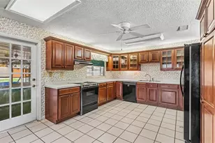 1722 Dooley Ln, Lakeland, FL 33813 - Photo 24