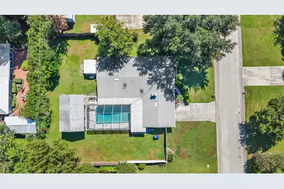 1722 Dooley Lane, Lakeland, FL 33813 - Photo 4