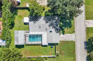 1722 Dooley Ln, Lakeland, FL 33813 - Photo 4