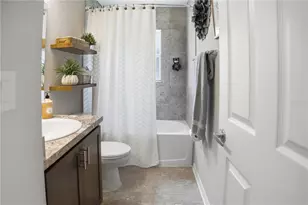 931 Pearly Ridge Ln, Lakeland, FL 33809 - Photo 18
