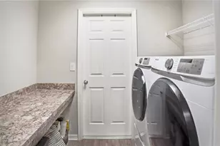 931 Pearly Ridge Ln, Lakeland, FL 33809 - Photo 32