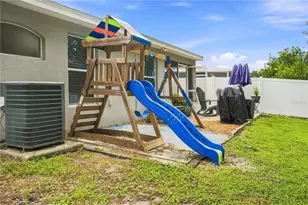 931 Pearly Ridge Ln, Lakeland, FL 33809 - Photo 36