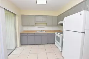 4705 Dimbath Dr, Lakeland, FL 33813 - Photo 4