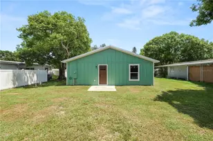 521 Skyline Dr E, Lakeland, FL 33801 - Photo 30