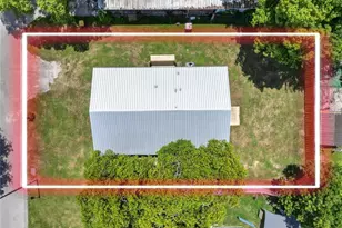 521 Skyline Dr E, Lakeland, FL 33801 - Photo 32