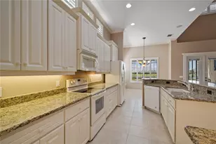 2464 Laurel Glen Dr, Lakeland, FL 33803 - Photo 12