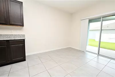 2548 Ryland Falls Drive, Lakeland, FL 33811 - Photo 6