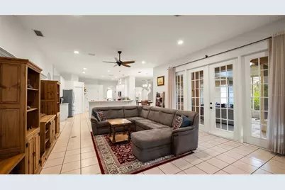 318 Hamilton Shores Drive NE, Winter Haven, FL 33881 - Photo 6